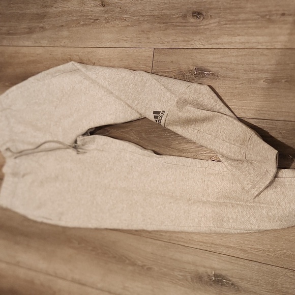 - Adidas New Sweat Pants - Picture 1 of 6